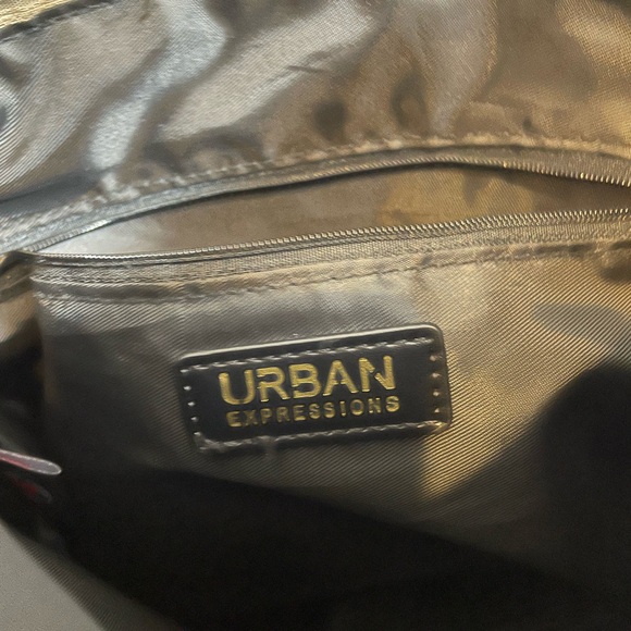 Urban Expressions Taupe Crossbody Bag - Picture 5 of 9